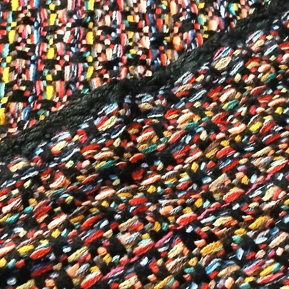 CHANEL Luxury Vintage Black & Red Multi-Color Woven Fringed Shawl Wrap Scarf - Picture 11 of 15